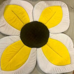 Blooming Baby Bath- Yellow Lotus Flower